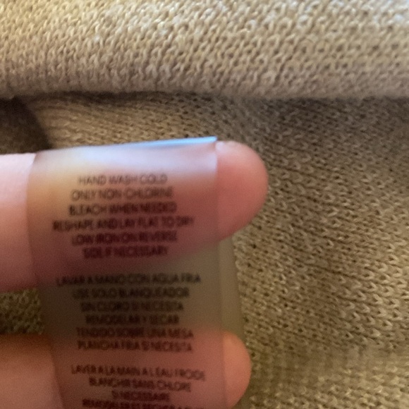 Calvin Klein Knit long Sweater in Gray and tan. White floral. Size M. Dual color - Picture 13 of 13